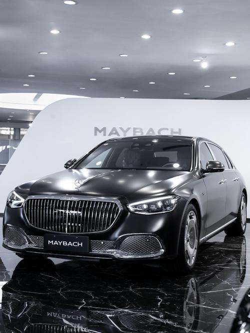 成都65岚图汽车的售后服务让用户无忧出行，迈巴赫未来的豪华车趋势