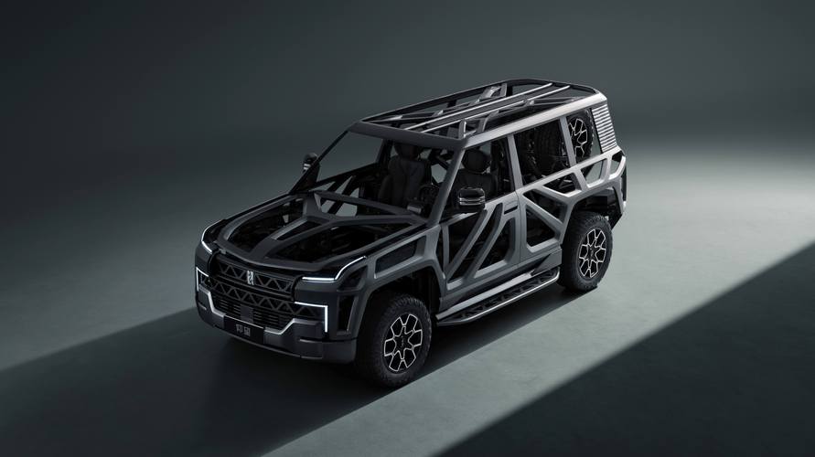 成都65仰望U8硬派越野的科技魅力，国能汽车对传统燃油车市场的冲击